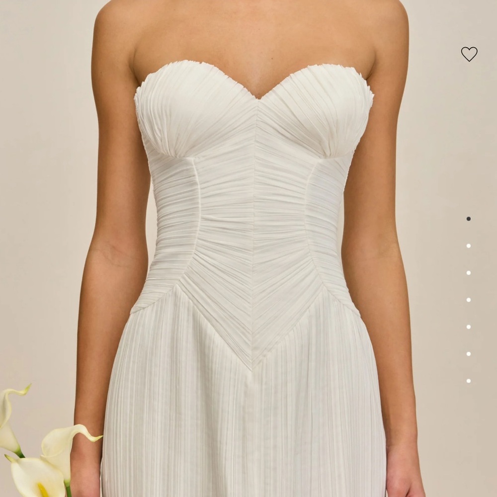 Cult Gaia Ashika Gown - Picture 3 of 15